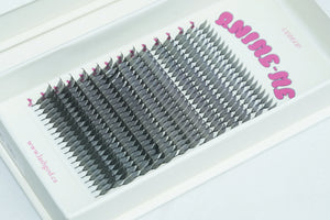 ANIME ME LASH TRAYS